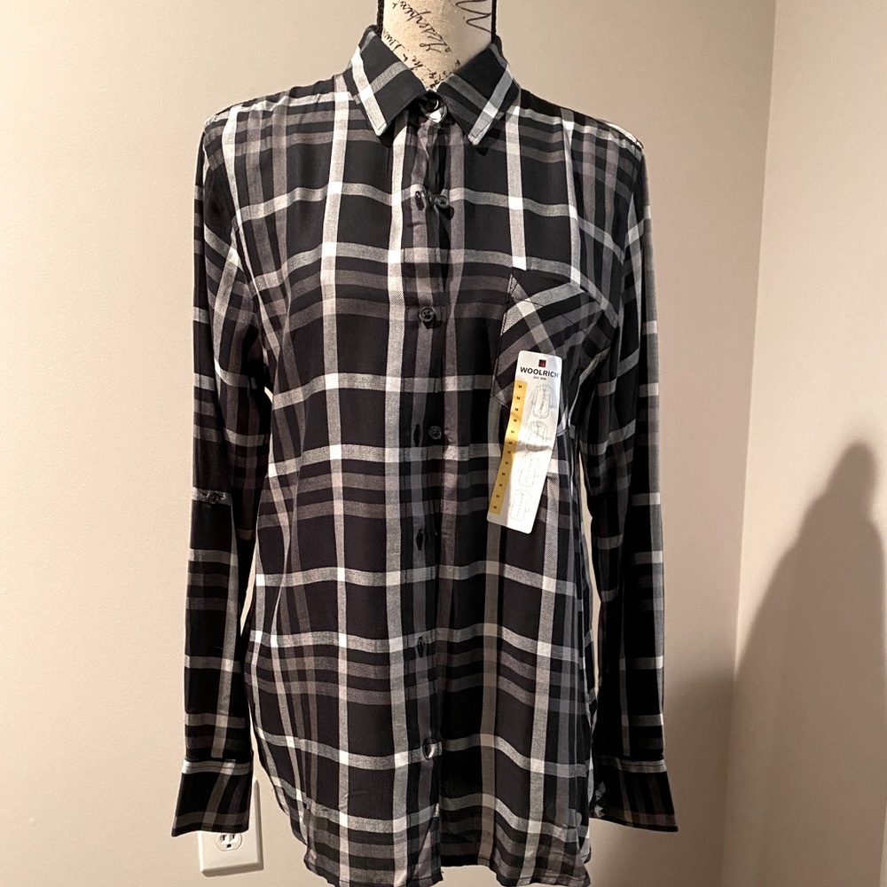Black & white checked shirt high low hem